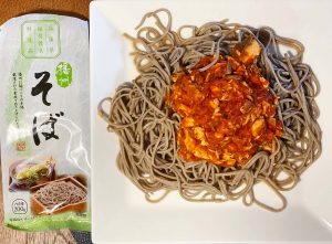 Japanse soba buckwheat boekweit noodles bereid