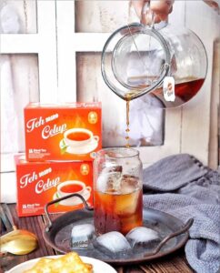 Teh Sosro zwarte thee zakjes (=celup) van het Indonesische bedrijf Sosro.